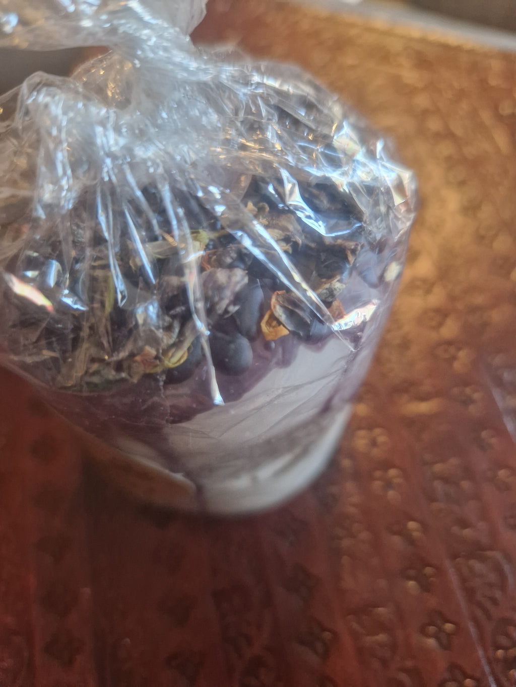 Manifesting protection candle
